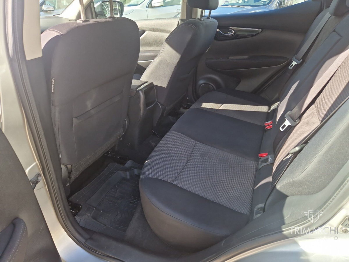 Nissan Qashqai 1.6 dCi 2WD Acenta (12)