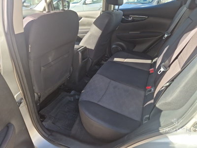 Nissan Qashqai 1.6 dCi 2WD Acenta (12)