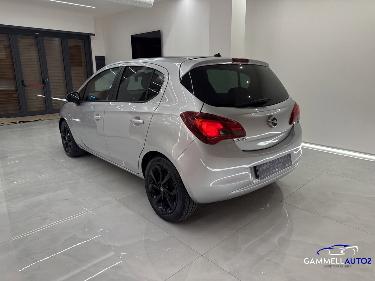 Opel Corsa 1.2 5 porte (6)