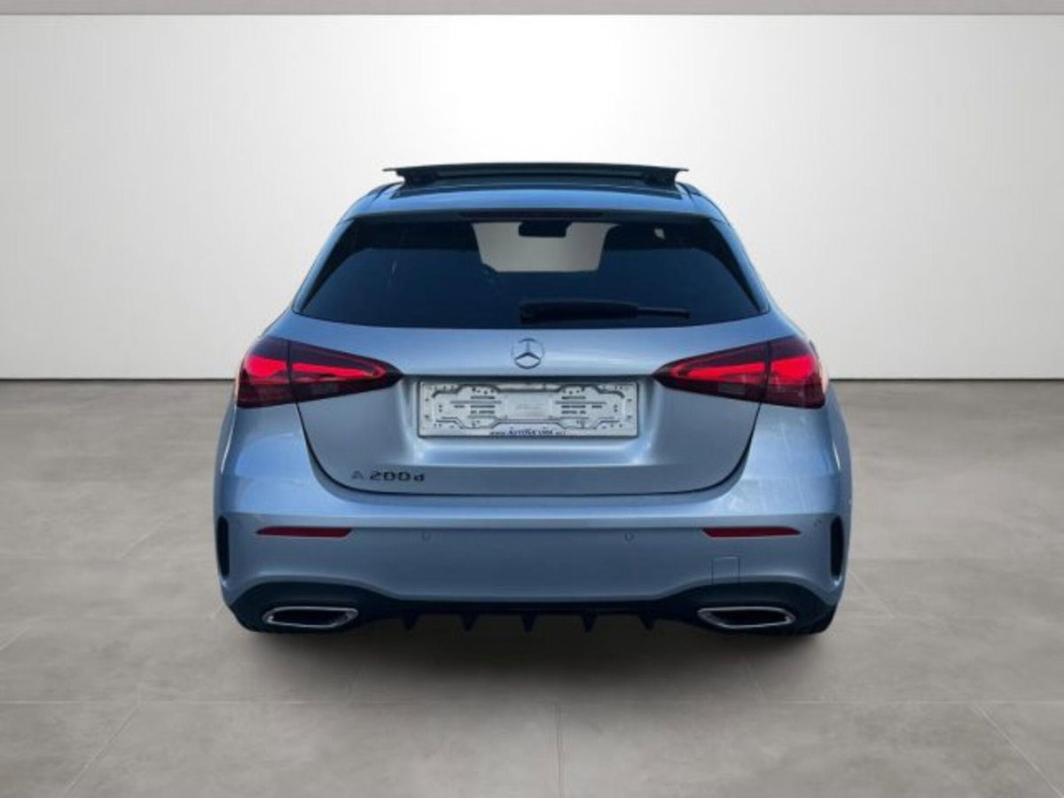 Mercedes-Benz Classe A Sedan 200 d AMG Line Premium Plus auto (5)