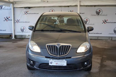 Lancia Musa 1.3 Mjt 16V 95 CV DPF Oro (4)
