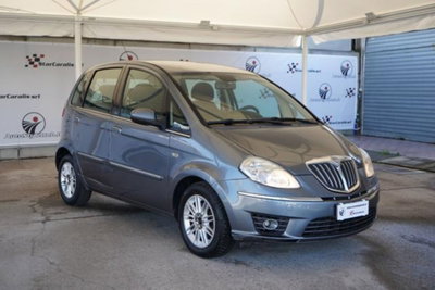 Lancia Musa 1.3 Mjt 16V 95 CV DPF Oro (5)
