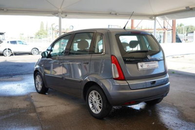 Lancia Musa 1.3 Mjt 16V 95 CV DPF Oro (9)