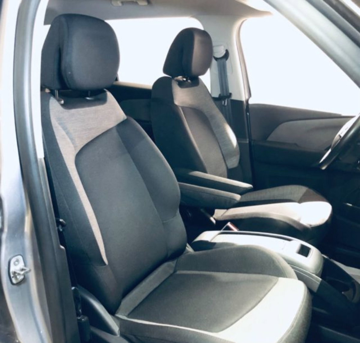 Citroen Grand C4 SpaceTourer Grand  Space  BlueHDi 130 S&S EAT8 Feel (6)