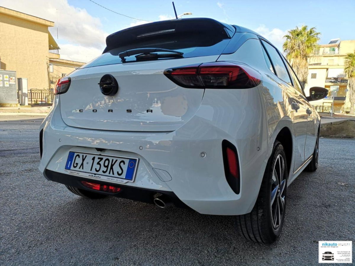 Opel Corsa 1.2 100 CV GS Line (11)