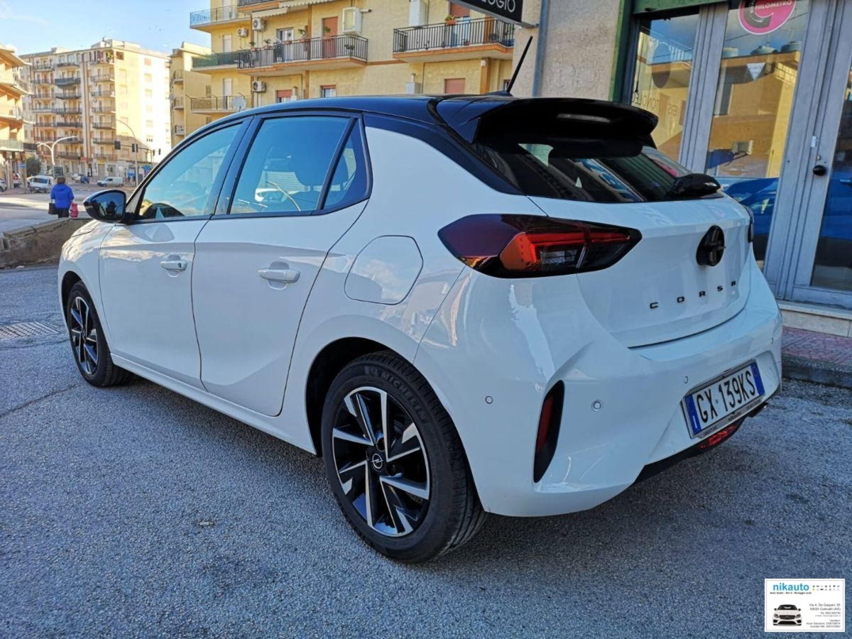 Opel Corsa 1.2 100 CV GS Line (6)