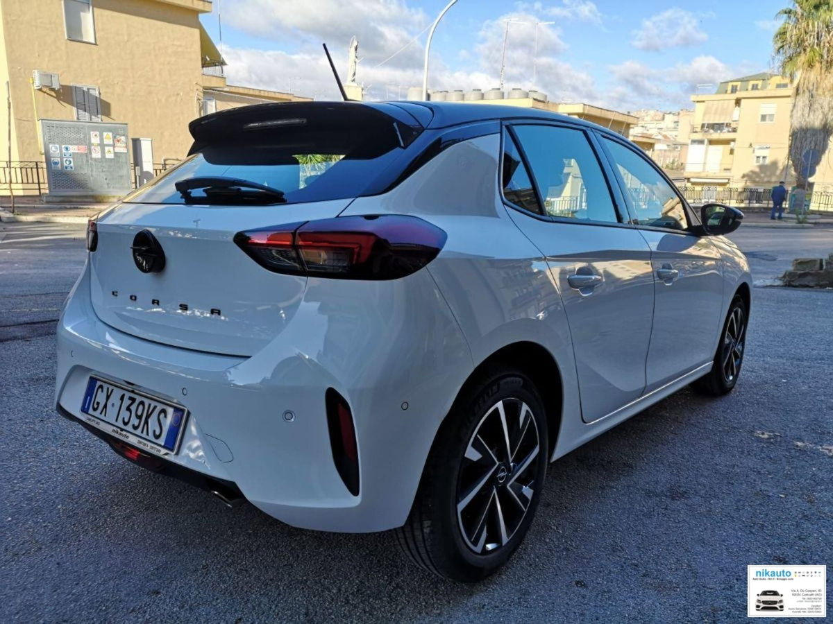 Opel Corsa 1.2 100 CV GS Line (8)