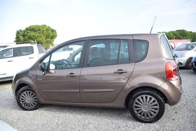 Renault Grand Modus 1.5 dCi 90CV Live (10)