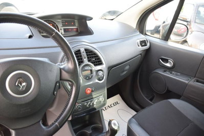 Renault Grand Modus 1.5 dCi 90CV Live (20)