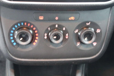 Fiat Punto 1.3 MJT II S&S 85 CV 5 porte ECO Young (13)