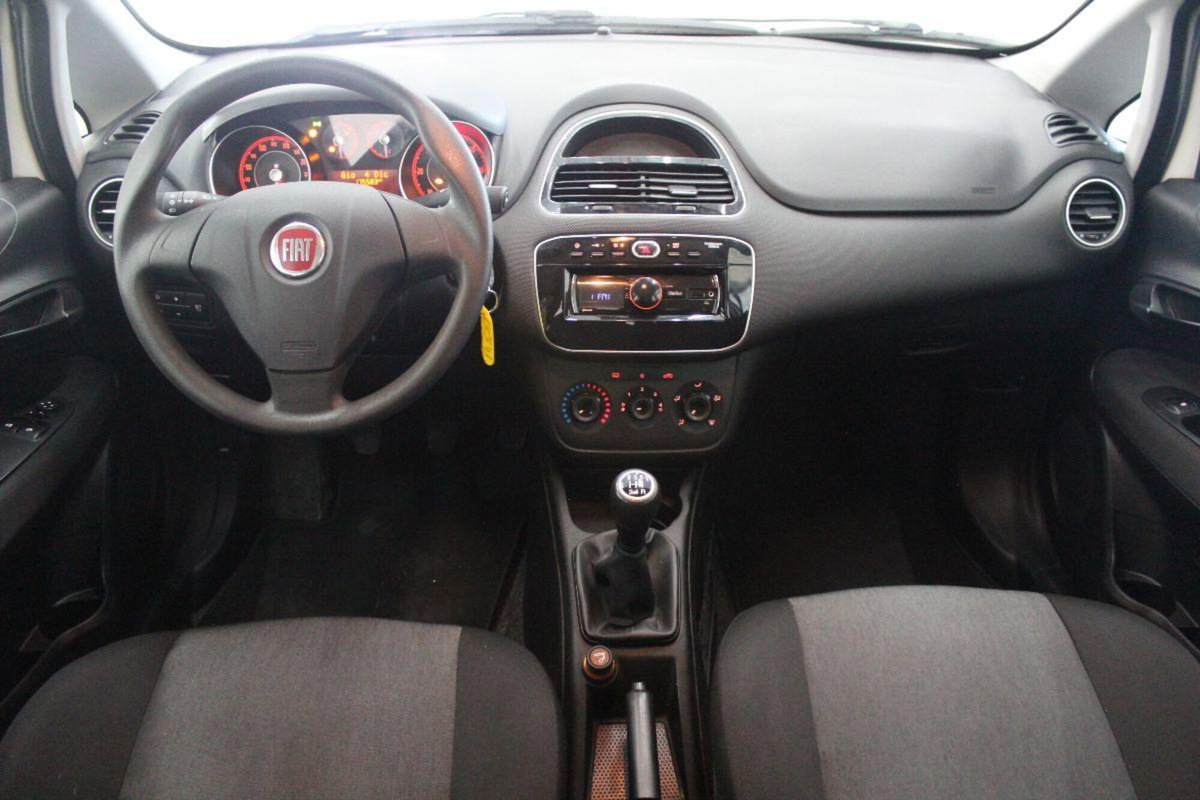 Fiat Punto 1.3 MJT II S&S 85 CV 5 porte ECO Young (7)