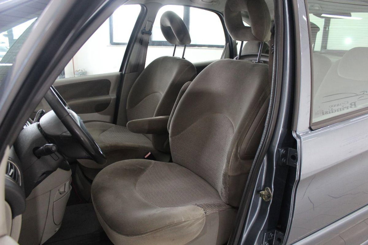 Citroen Xsara Picasso 1.6 HDi 90CV airdream Seduction (10)