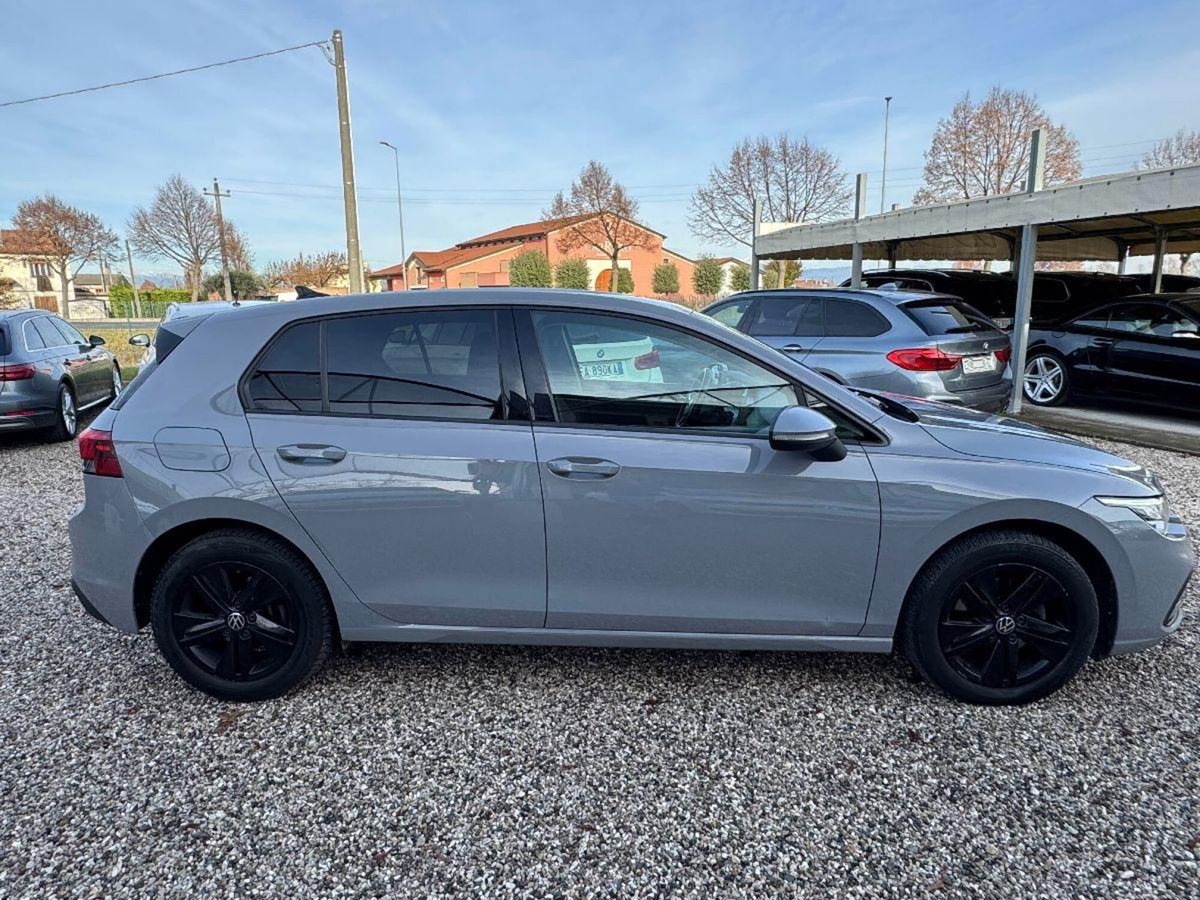 Volkswagen Golf Variant 2.0 TDI 150 CV DSG SCR 4Motion Life (3)