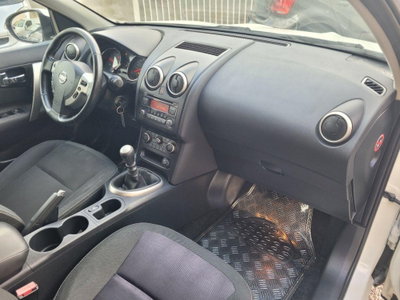 Nissan Qashqai 1.5 dCi DPF Tekna (10)