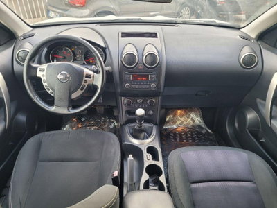 Nissan Qashqai 1.5 dCi DPF Tekna (13)