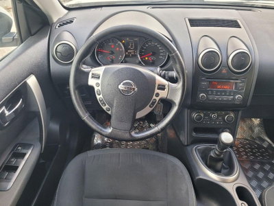 Nissan Qashqai 1.5 dCi DPF Tekna (14)