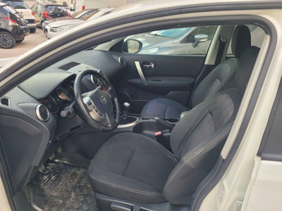 Nissan Qashqai 1.5 dCi DPF Tekna (16)