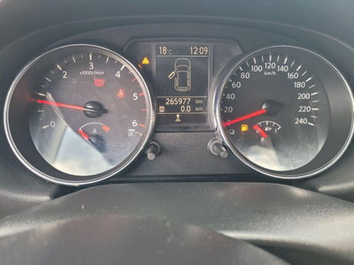 Nissan Qashqai 1.5 dCi DPF Tekna (19)