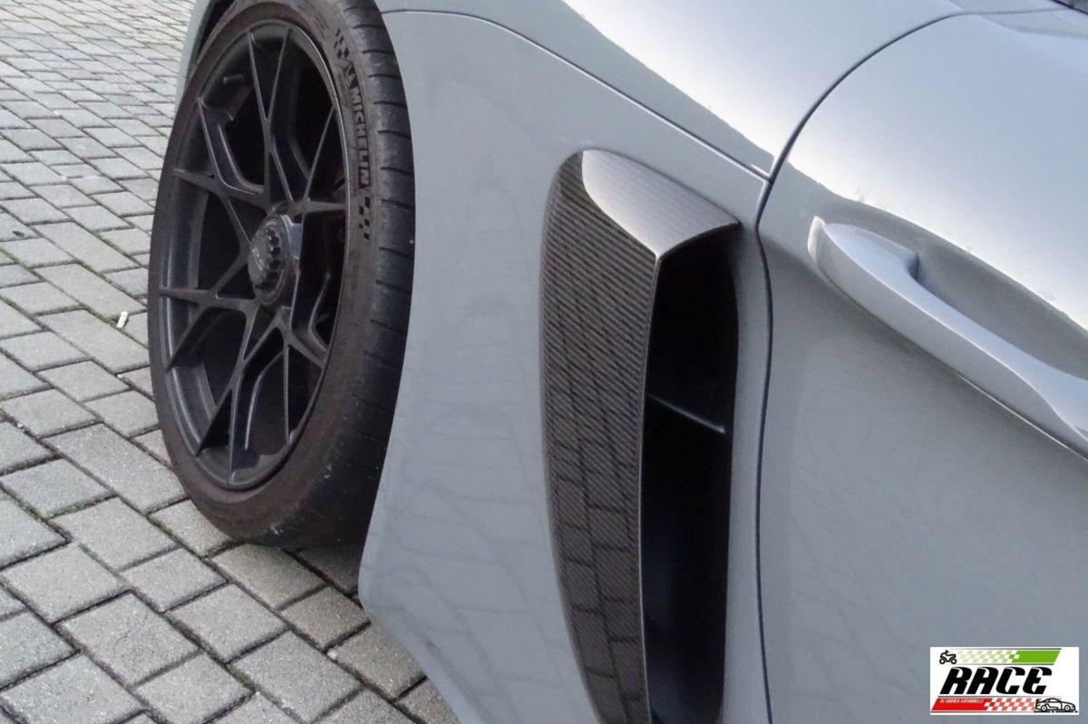 Porsche 718 Cayman  Cayman 4.0 GT4 RS pdk (16)