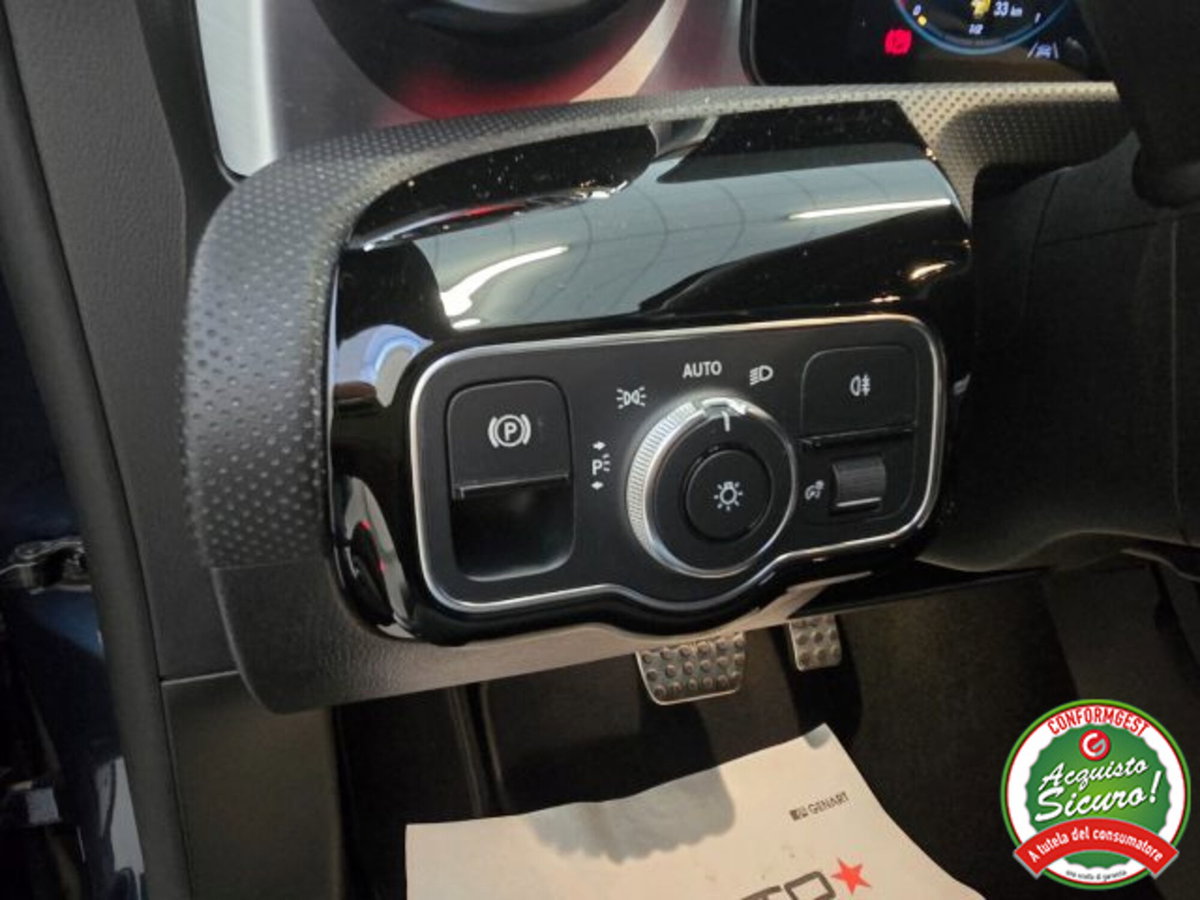 Mercedes-Benz CLA 200 d Automatic Premium (18)