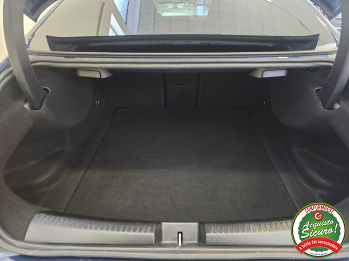 Mercedes-Benz CLA 200 d Automatic Premium (8)