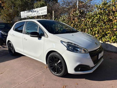 Peugeot 208 82 5 porte Black Line usata