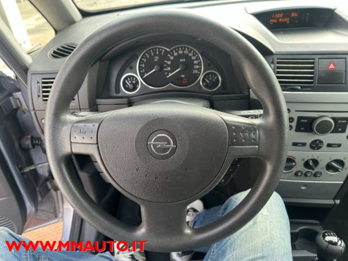 Opel Meriva 1.4 16V Enjoy (11)