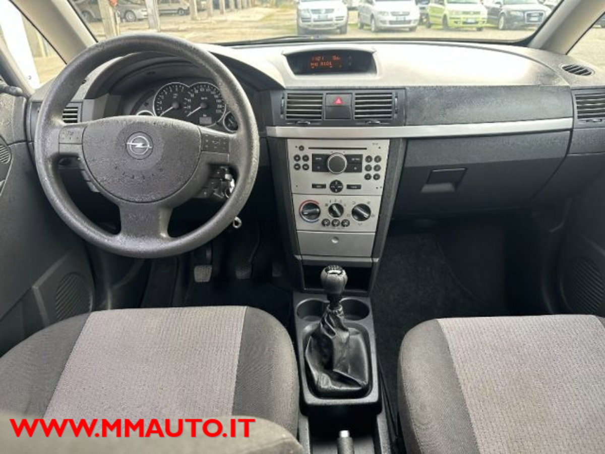 Opel Meriva 1.4 16V Enjoy (7)