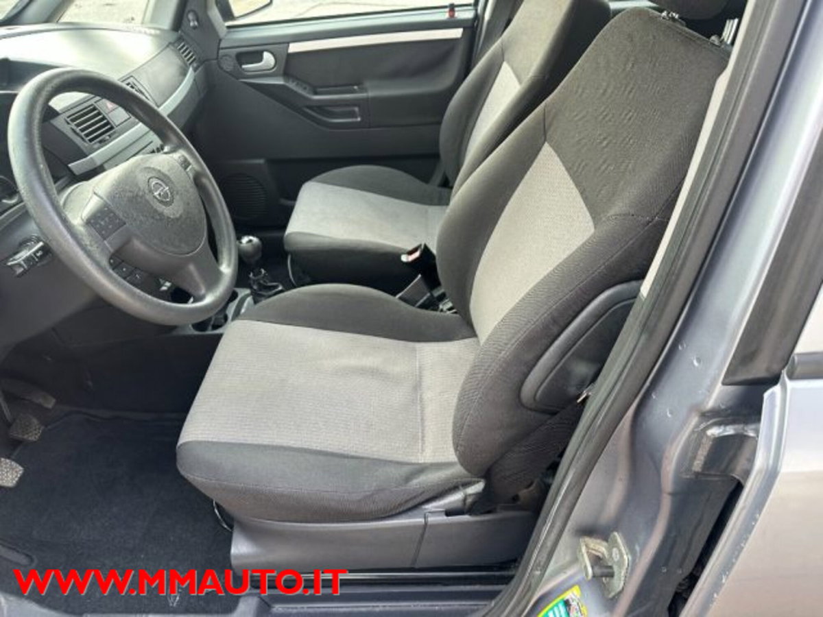 Opel Meriva 1.4 16V Enjoy (9)