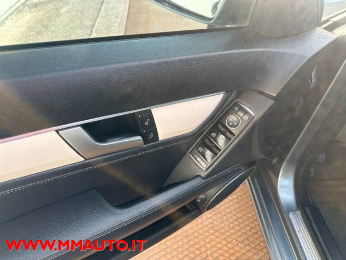 Mercedes-Benz Classe C 220 CDI BlueEFFICIENCY Elegance (11)