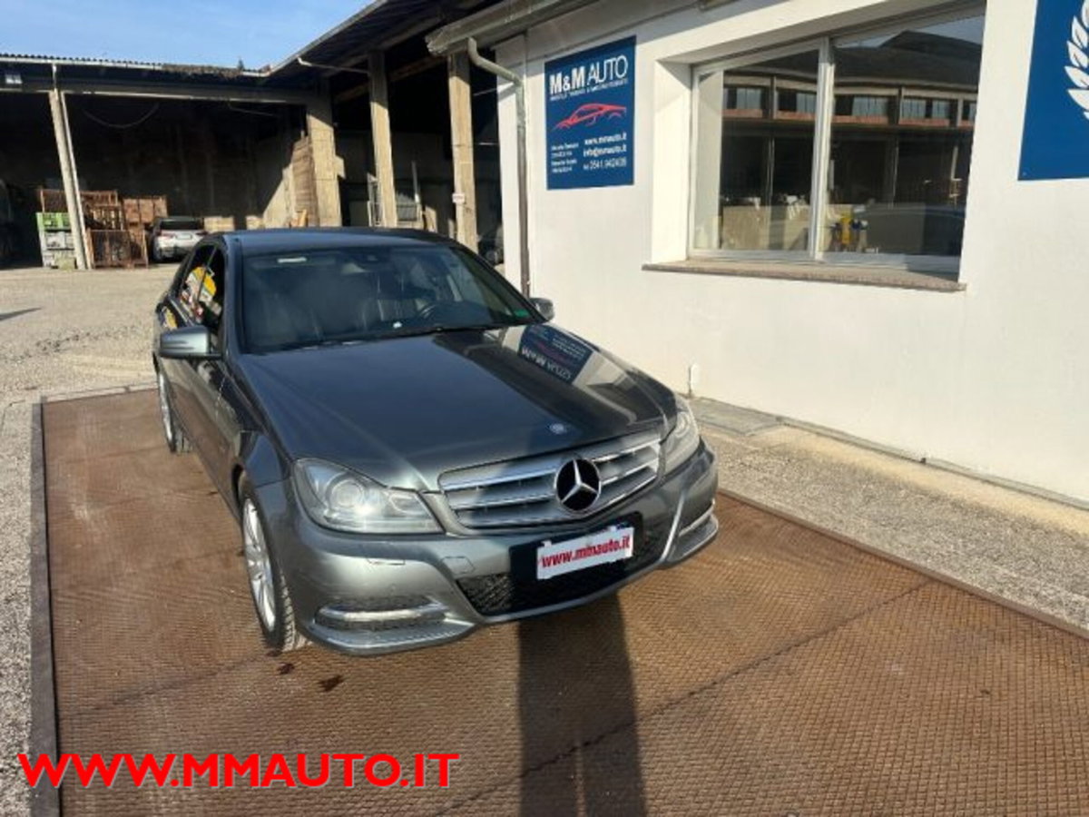 Mercedes-Benz Classe C 220 CDI BlueEFFICIENCY Elegance (2)