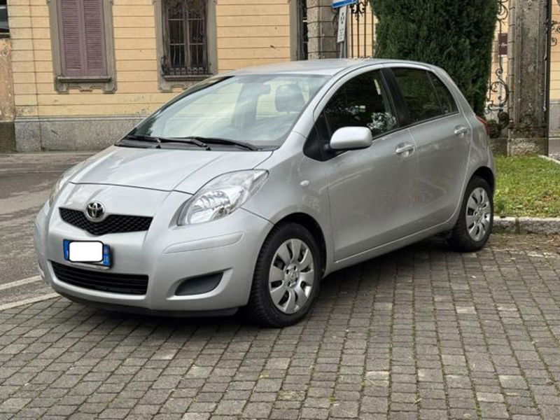 Toyota Yaris 1.0 5 porte