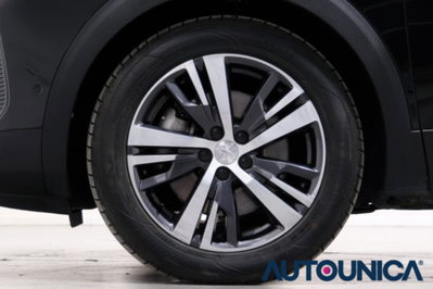 Peugeot 3008 Hybrid4 300 e-EAT8 Allure Pack (13)
