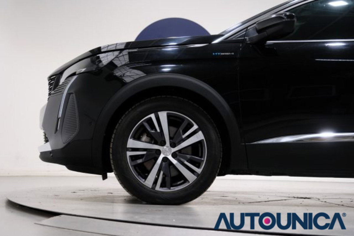 Peugeot 3008 Hybrid4 300 e-EAT8 Allure Pack (18)