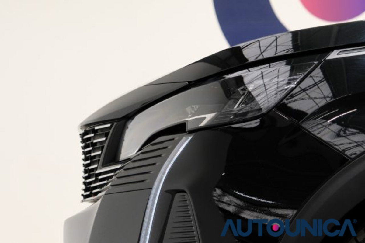 Peugeot 3008 Hybrid4 300 e-EAT8 Allure Pack (19)