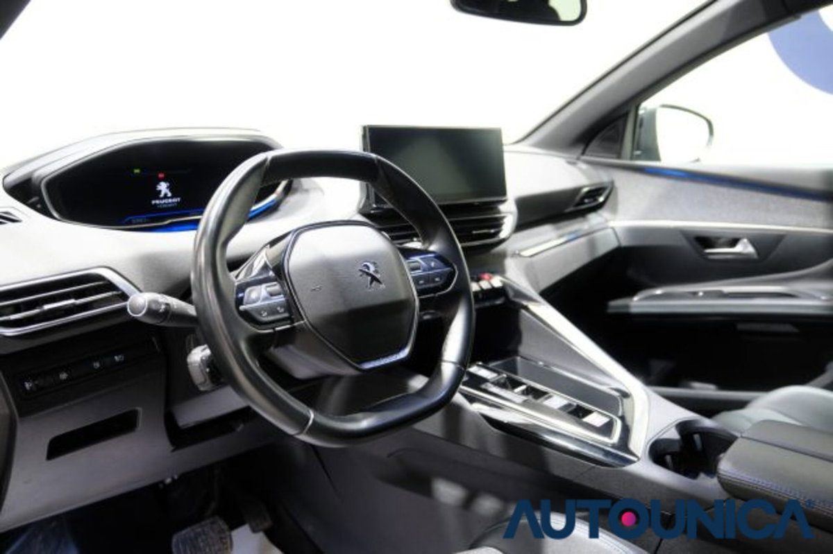 Peugeot 3008 Hybrid4 300 e-EAT8 Allure Pack (5)