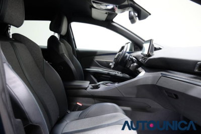 Peugeot 3008 Hybrid4 300 e-EAT8 Allure Pack (11)