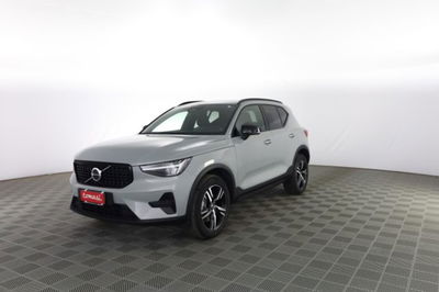 Volvo XC40 B3 automatico Plus Dark usata