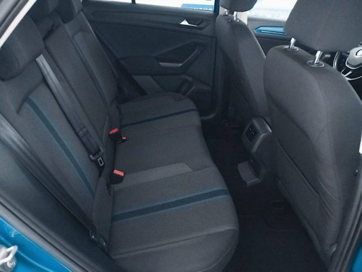 Volkswagen T-Roc 1.5 tsi Style dsg (13)