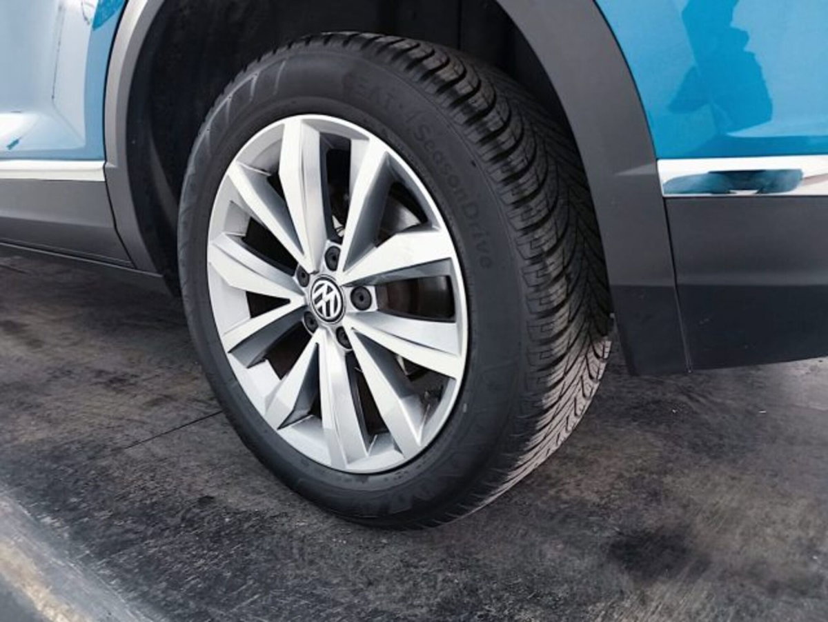 Volkswagen T-Roc 1.5 tsi Style dsg (17)