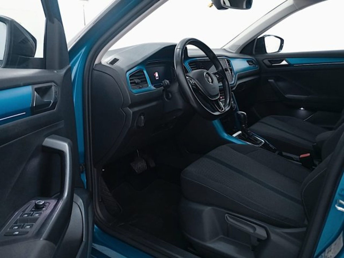 Volkswagen T-Roc 1.5 tsi Style dsg (7)