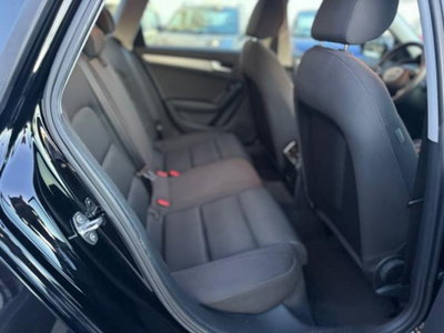 Audi A4 Avant 2.0 TDI 150 CV S line edition (14)
