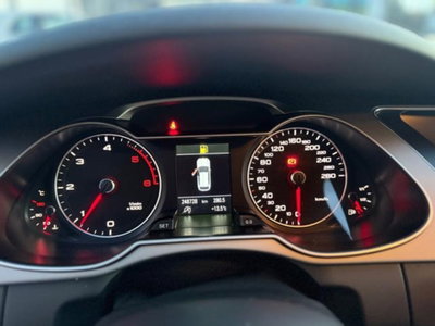 Audi A4 Avant 2.0 TDI 150 CV S line edition (19)