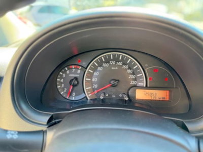 Nissan Micra 1.2 12V 5 porte 30th Anniversary (14)