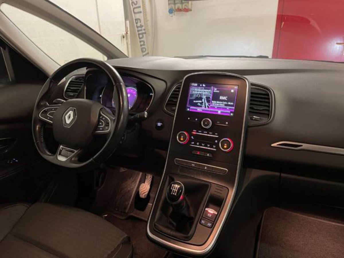Renault Scenic E-Tech Electric 1.5 dCi 110CV Start&Stop Energy (16)