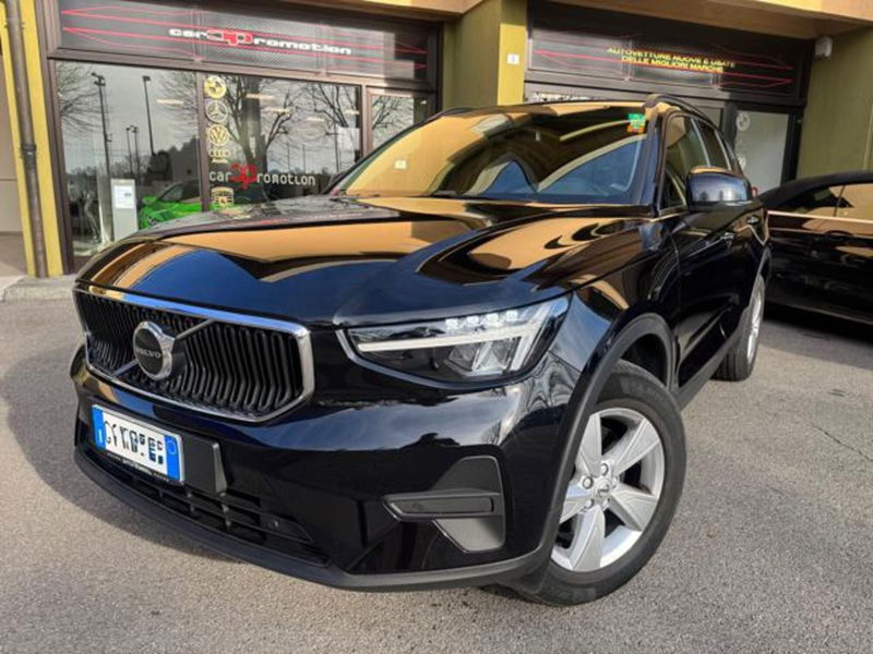 Volvo XC40 B3 automatico Plus Dark