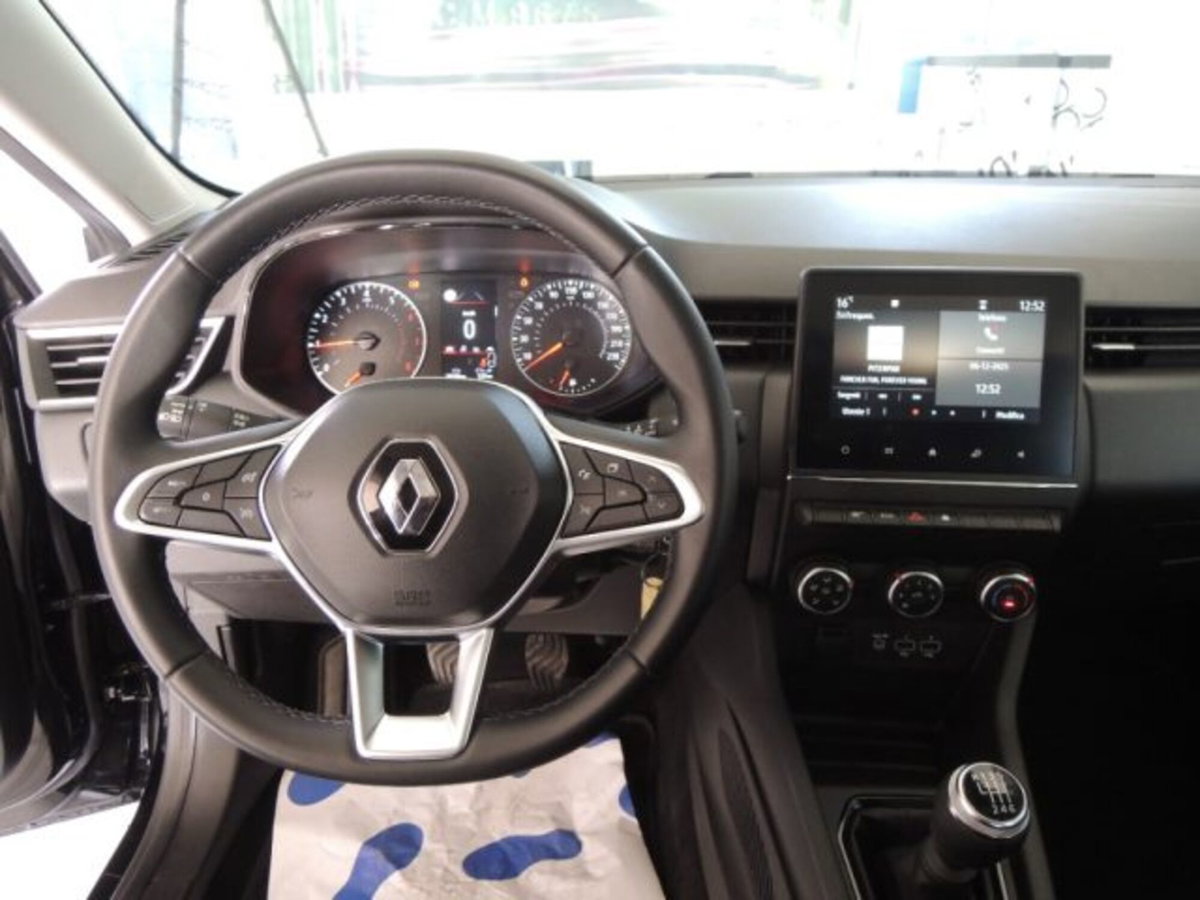 Renault Clio TCe 90 CV 5 porte Equilibre (8)