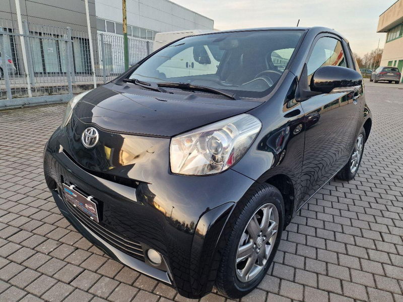 Toyota iQ 1.0 CVT Trend