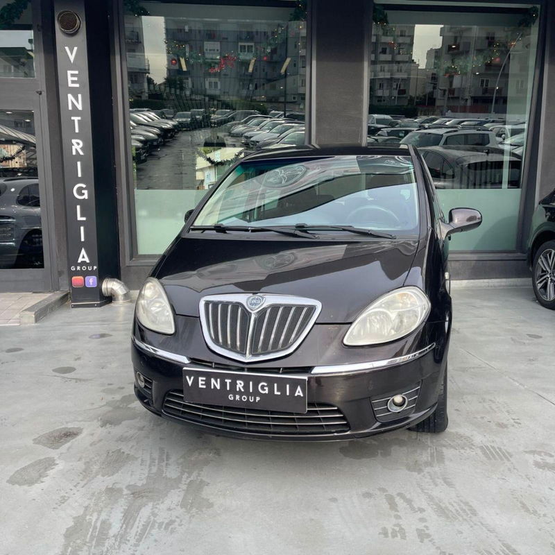 Lancia Musa 1.3 Mjt 16V 95 CV DPF Oro