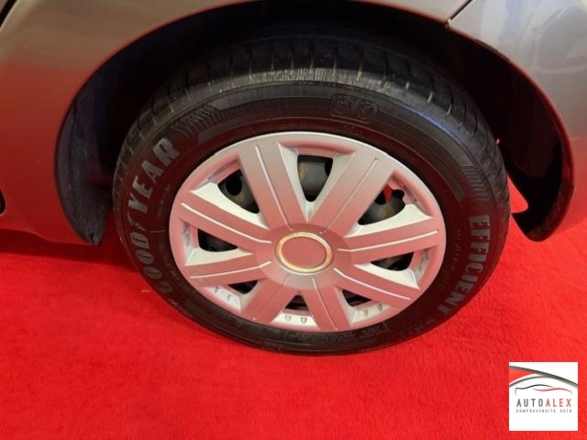 Lancia Musa 1.3 Multijet 16V 90 CV Platino (16)